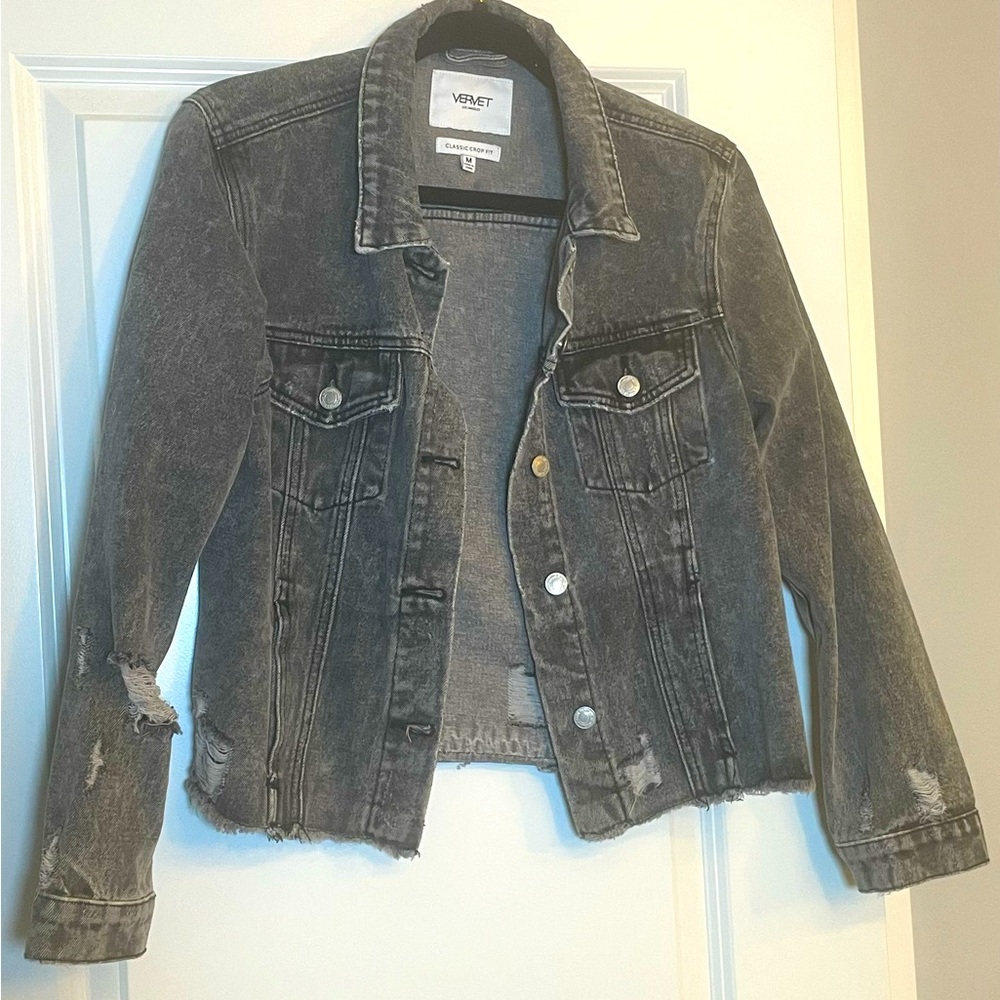 Denim jacket! Never worn! Classic crop fit